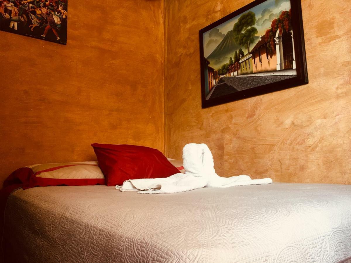 Dionisio Inn Antigua Esterno foto