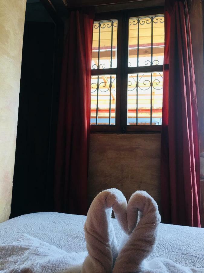 Dionisio Inn Antigua Esterno foto