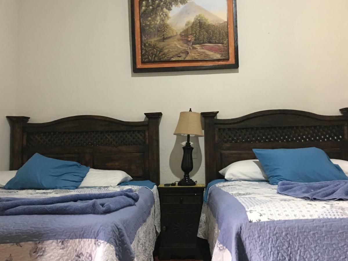 Dionisio Inn Antigua Esterno foto