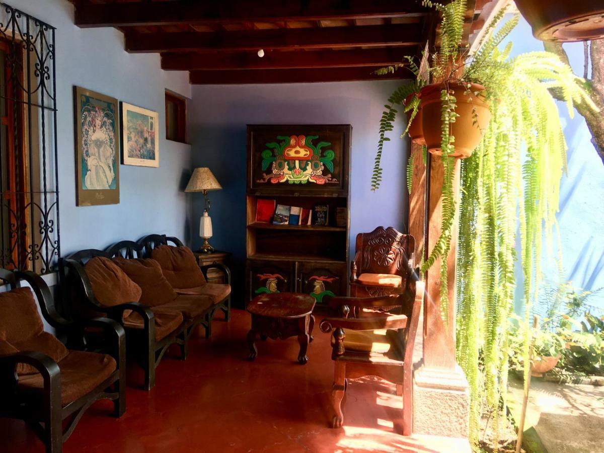 Dionisio Inn Antigua Esterno foto